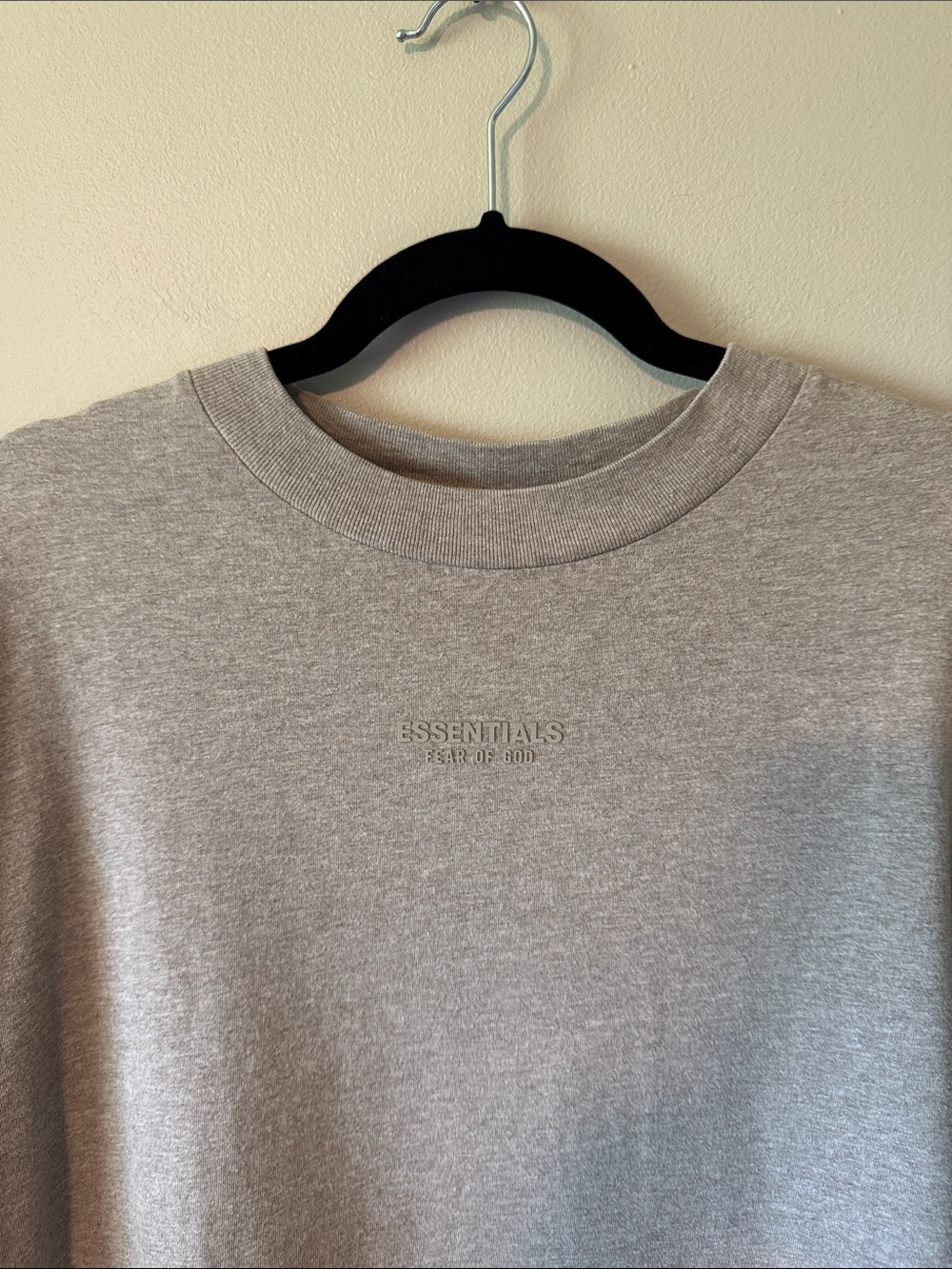 Fear of God Essentials Long Sleeve Tee - Picture 3 of 7